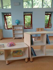 Nuovi spazi interni allestiti per la Casa dei Bambini Montessori.